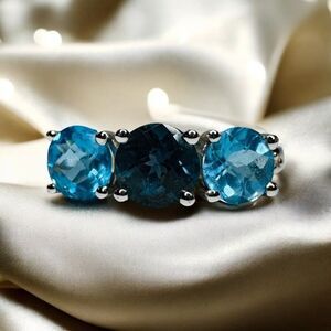 Elegant Blue Gemstone Silver Ring